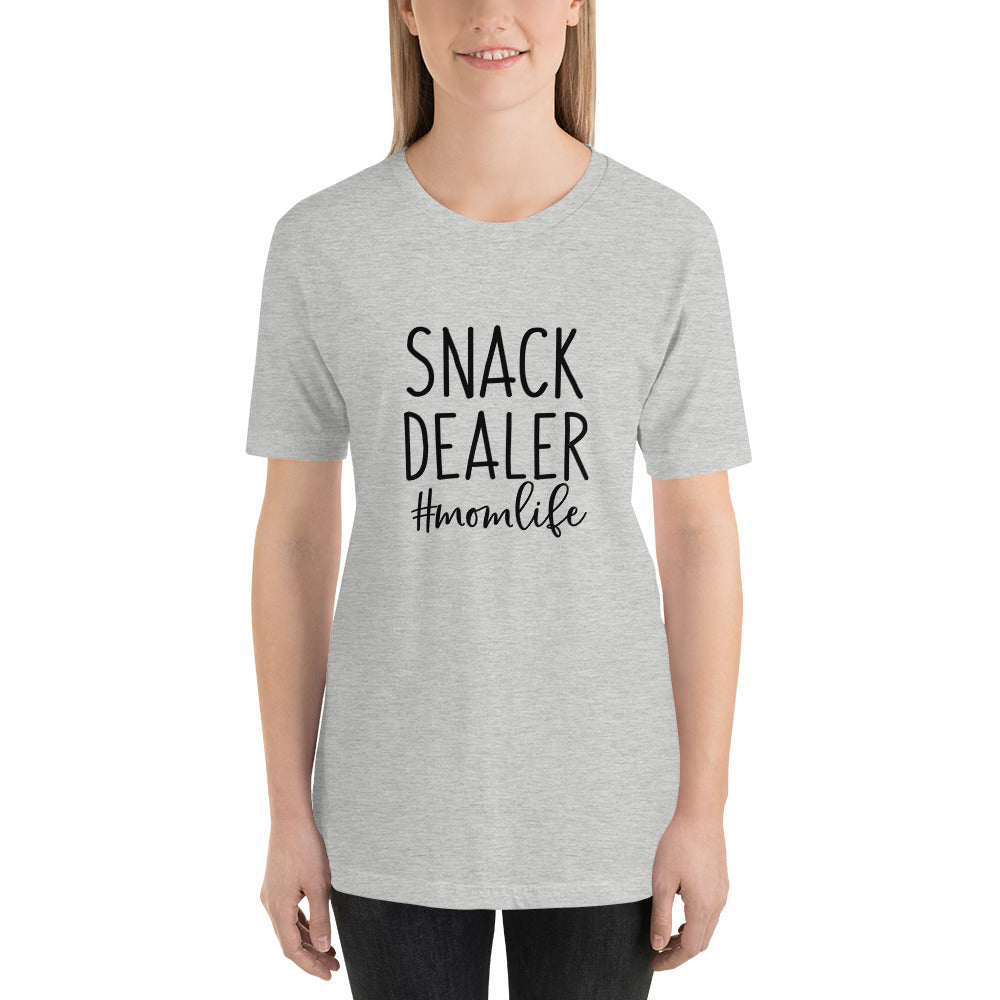 Snack Dealer #momlife T-Shirt