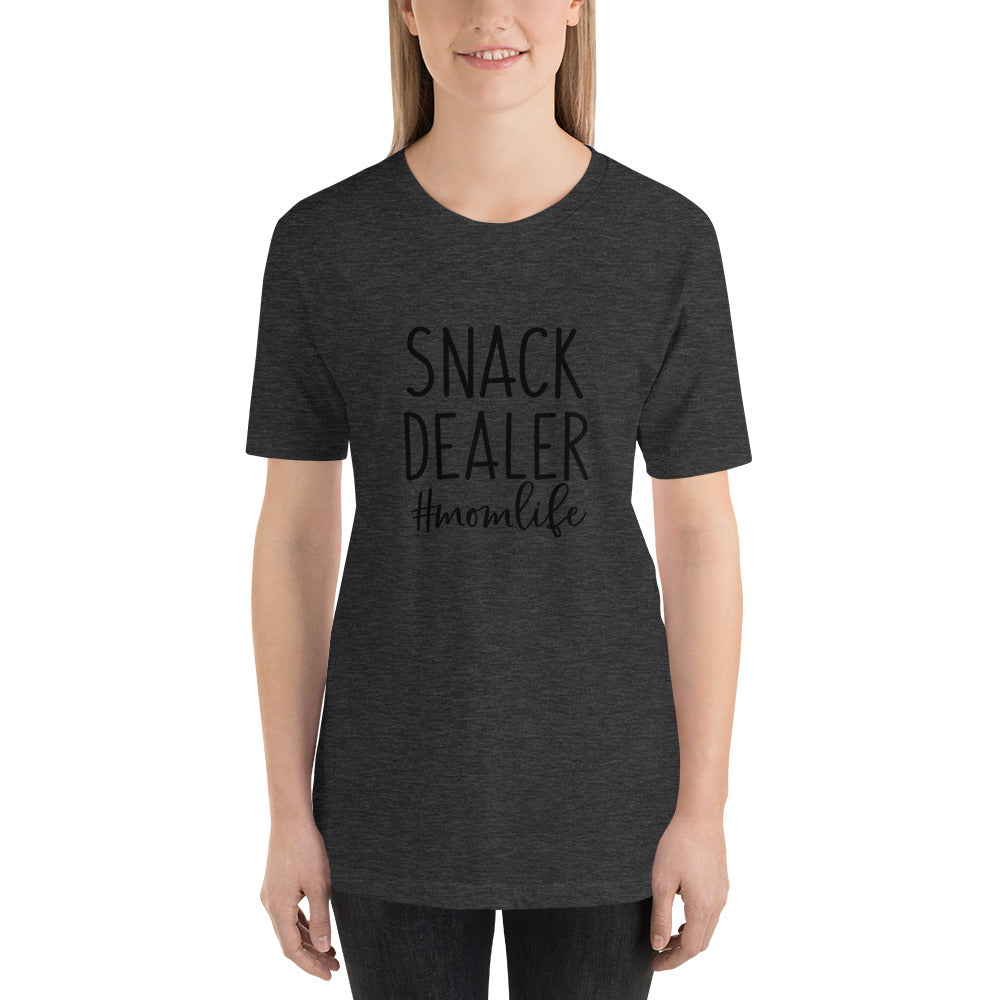 Snack Dealer #momlife T-Shirt