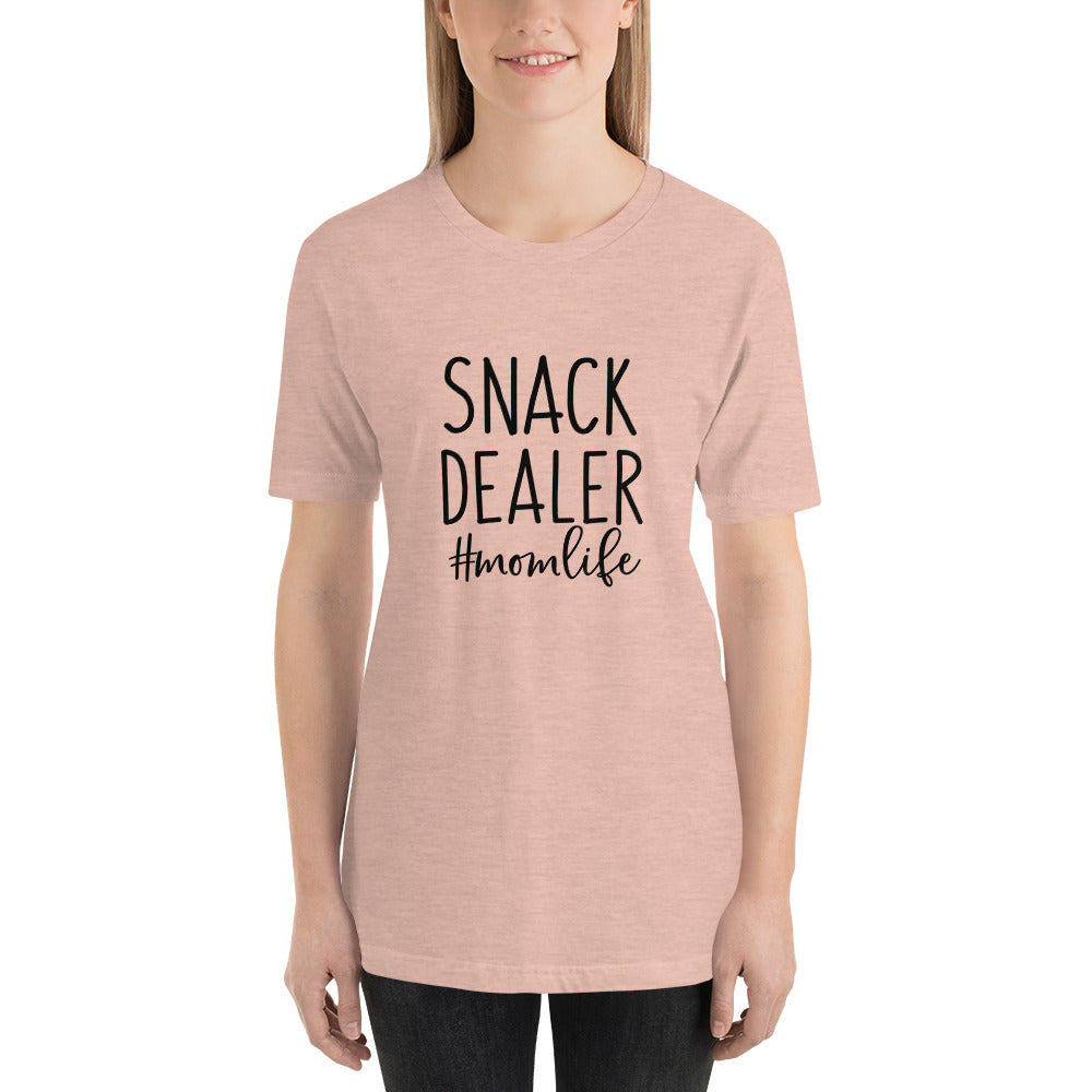 Snack Dealer #momlife T-Shirt